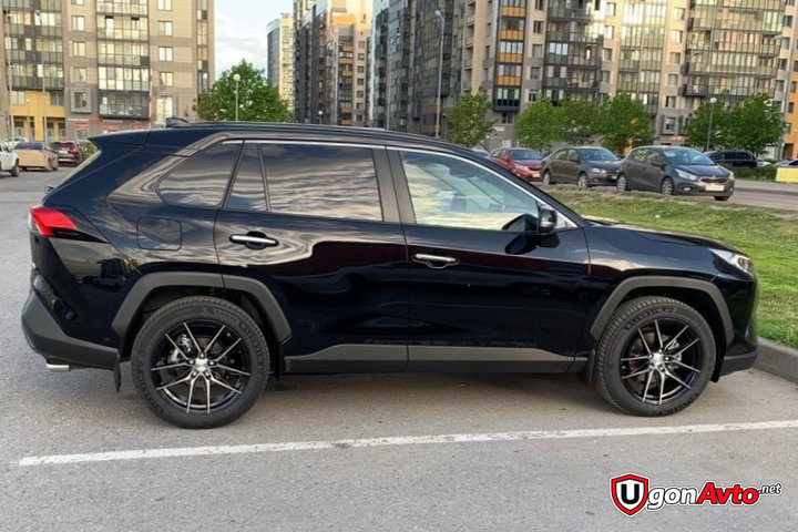 Toyota RAV4: стоит ли ставить замок рулевого вала в связке с Pandora